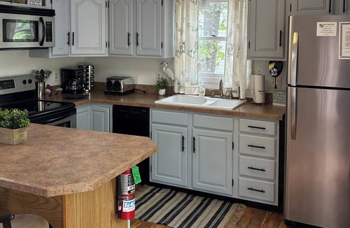 Grand Rivers Condo | Two Bedroom Harbor View Condo