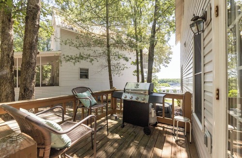 Grand Rivers Condo | Two Bedroom Harbor View Condo