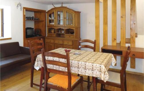 Bribir House | Two-Bedroom Holiday Home In Novi Vinodolski
