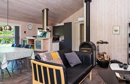Arrild Ferieby House | Two-Bedroom Holiday home in Toftlund 5
