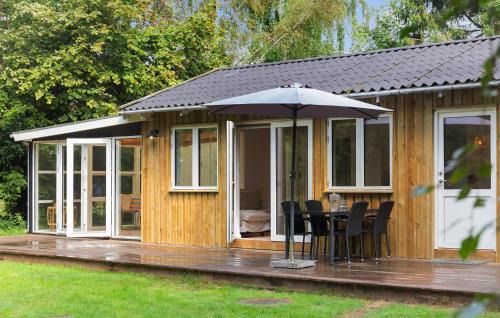 Asserbo House | Two-Bedroom Holiday Home In Liseleje