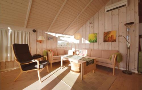 Hovborg House | Two-Bedroom Holiday Home In Hovborg