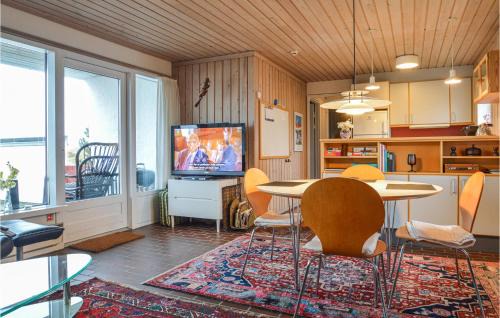 Rødhus House | Two-Bedroom Holiday Home In Pandrup