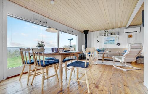 Olsted House | Two-Bedroom Holiday Home In Olsted