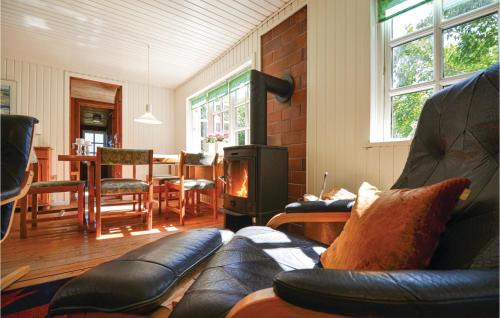 Balle House | Two-Bedroom Holiday Home In Balle
