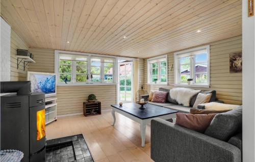 Reersø House | Two-Bedroom Holiday Home In Gorlev