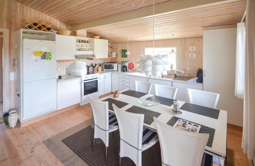 Ebdrup House | Two-Bedroom Holiday Home in Kolind