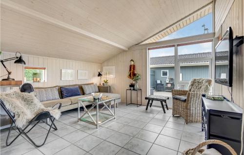 Lystrup House | Two-Bedroom Holiday Home In Ega