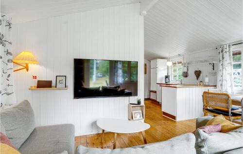 Nordost House | Two-Bedroom Holiday Home In Saby