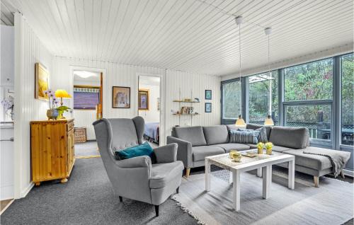 Farstrup House | Two-Bedroom Holiday Home Nibe With A Fireplace 06
