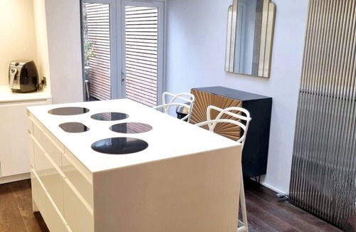 Montpelier House | Two-Bedroom House with Private Bathroom