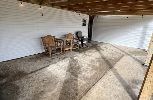 Westlake House | Two bedroom house with private backyard and patio