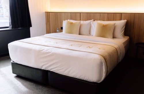 Newcastle Hotel | Two Bedroom Interconnect In CBD