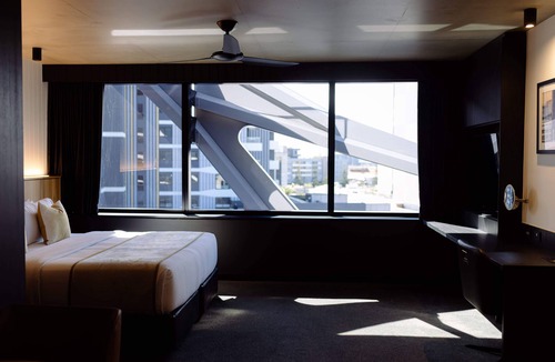 Newcastle Hotel | Two Bedroom Interconnect In CBD