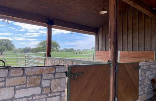 Llano County House | Two Bedroom/Kichenette Barndominium in Texas Hill Country