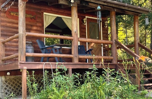 Warrensburg Cabin | Two Bedroom Riverfront Log Cabin
