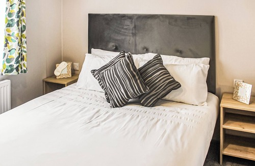 Blairgowrie House | Two bedroom, spacious caravan.