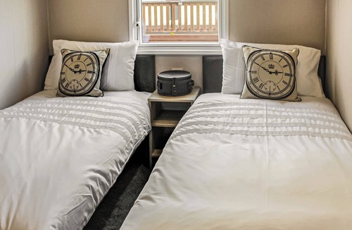 Blairgowrie House | Two bedroom, spacious caravan.