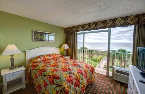Ocean Drive Resort | Two Bedroom Oceanfront Luxury Condo, Myrtle Beach, South Carolina 1891275