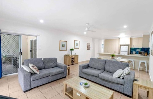 Palm Cove Resort | Two-Bedroom Villa with Private Pool Villa 2