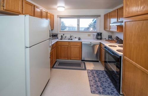 Inner Sunset Apartment | Two Bedroom With Stunning Views