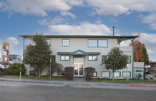 Inner Sunset Apartment | Two Bedroom With Stunning Views