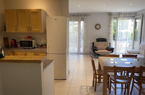 Aix-les-Bains City Center Apartment | Two bedrooms: bright, spacious and quiet right in the center of town