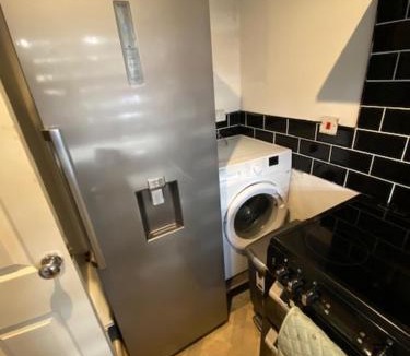 Earls Barton Apartment | Two bedrooms house in Northampton