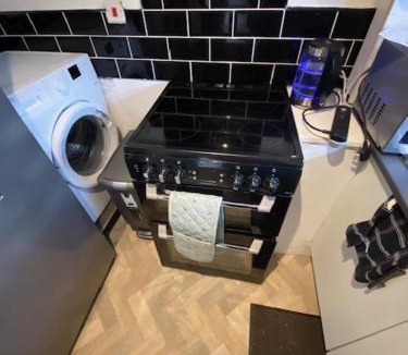 Earls Barton Apartment | Two bedrooms house in Northampton