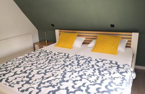 Seltz Apartment | Two Bedrooms, Living Room, Kitchen