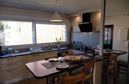 Ancely Apartment | Two bedrooms modern apartment close to Tram