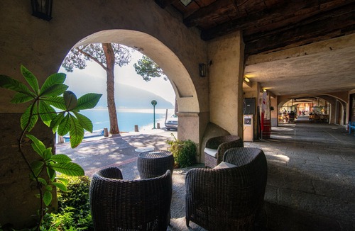 Morcote Apartment | Two-beroom apartment on 3 levels in historic building in the village of Morcote