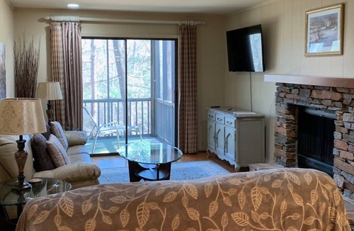 Big Canoe Condo | Two BR-BA on 4th hole, Creek 9 Golf Course