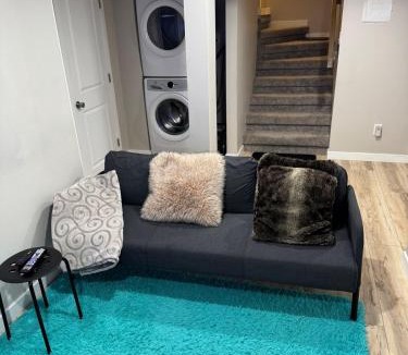 Fort Gary Apartment | Two cozy bedroom in a modern basement