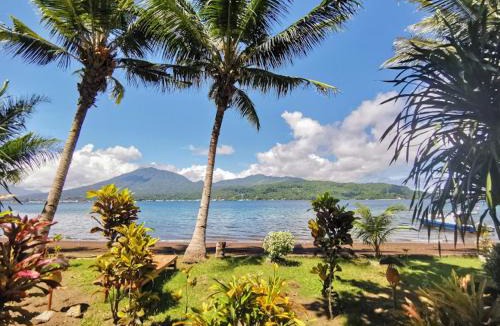 Pulau Lembeh Hotel | Two Fish Resort Lembeh