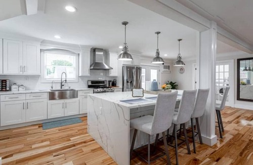 Huntington House | Two for One Luxury Home & Studio Pre Weddings