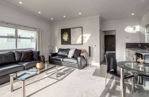 Martinborough House | TWO FOUR COLOGNE#2, Martinborough