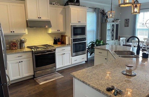 North Augusta House | Two FREE MASTERS BADGES WITH PAID RENTAL. 5-bedroom house in North Augusta