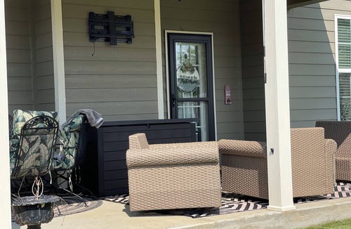 North Augusta House | Two FREE MASTERS BADGES WITH PAID RENTAL. 5-bedroom house in North Augusta