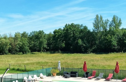 Maubec House | Two Group Gîtes near Toulouse & Gers, Swimming Pools & Leisure