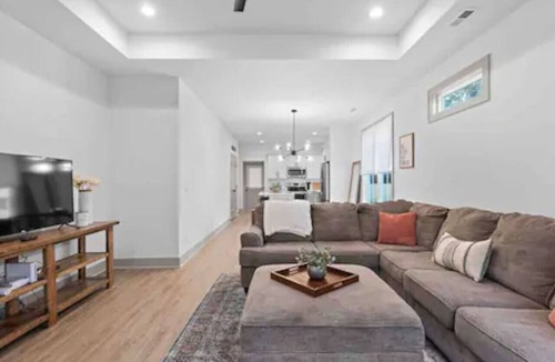 Chattanooga House | Two homes downtown!