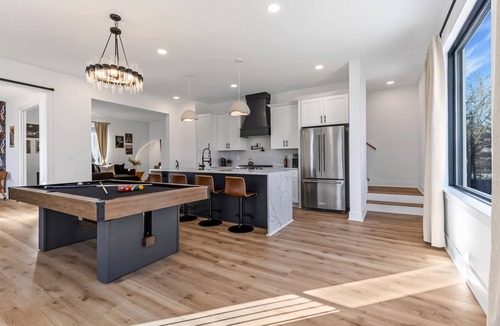 Hurwood Heights House | Two Homes Hot Tub Rooftop Deck in Nashville