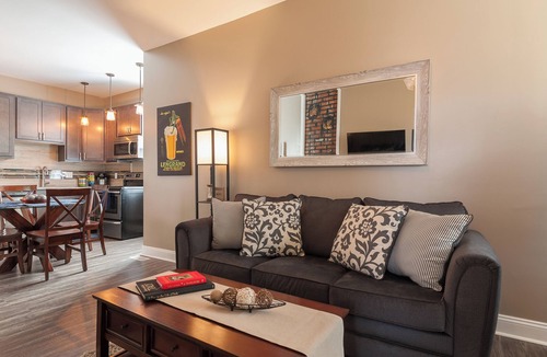 St. Louis House | ☆ Two Homes in One! ☆ New Renovated Duplex ☆ Minutes to Downtown!☆