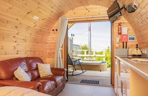 Flint Cottage | Two Hoots