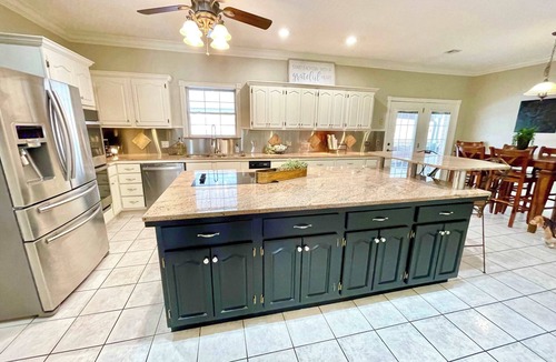 Fayetteville House | Two houses, 8 bedrooms, 4 King beds, 7400 sq ft.