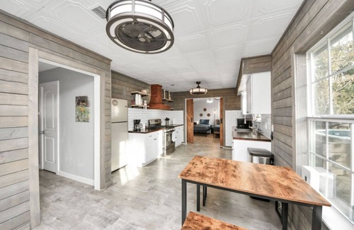 Spring House | Two-houses Event-Friendly property w/Pool