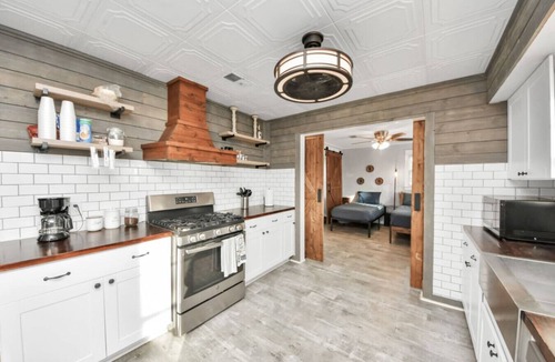 Spring House | Two-houses Event-Friendly property w/Pool