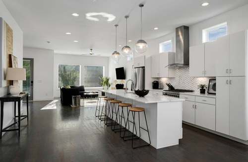 Berry Hill House | Two Huge Homes - 14 Beds, 8 BRs!