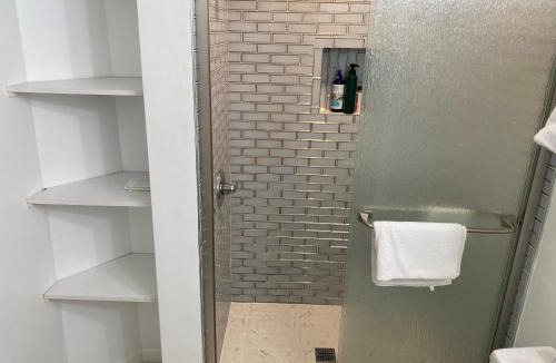 Peekskill Apartment | Two King Beds and washer drier