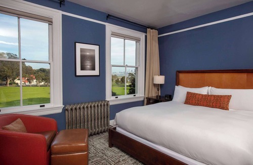 Sausalito Hotel | Two King Room at a 4.5⭐️ Hotel